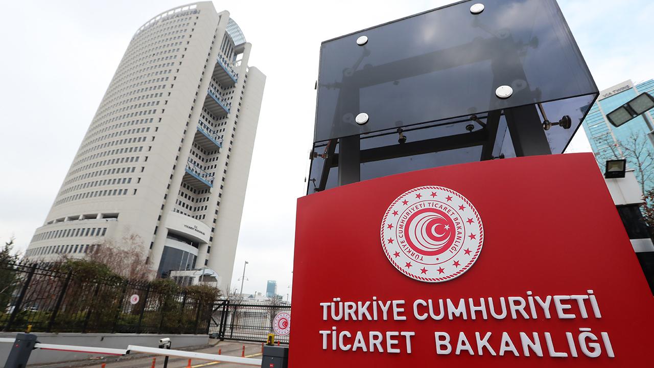 İhracat taahhüt hesabı kapatılmamış dahilde işleme izin belgelerine ek süre